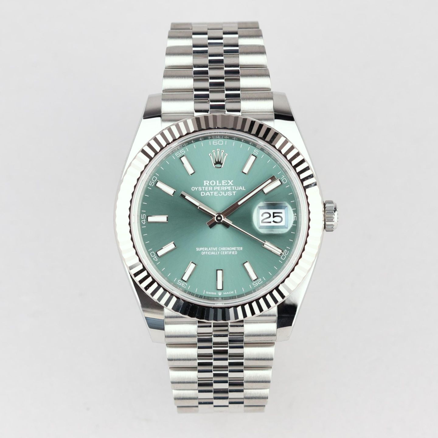 Rolex Datejust 41 126334 (2026) - Green dial 41 mm Steel case (1/7)