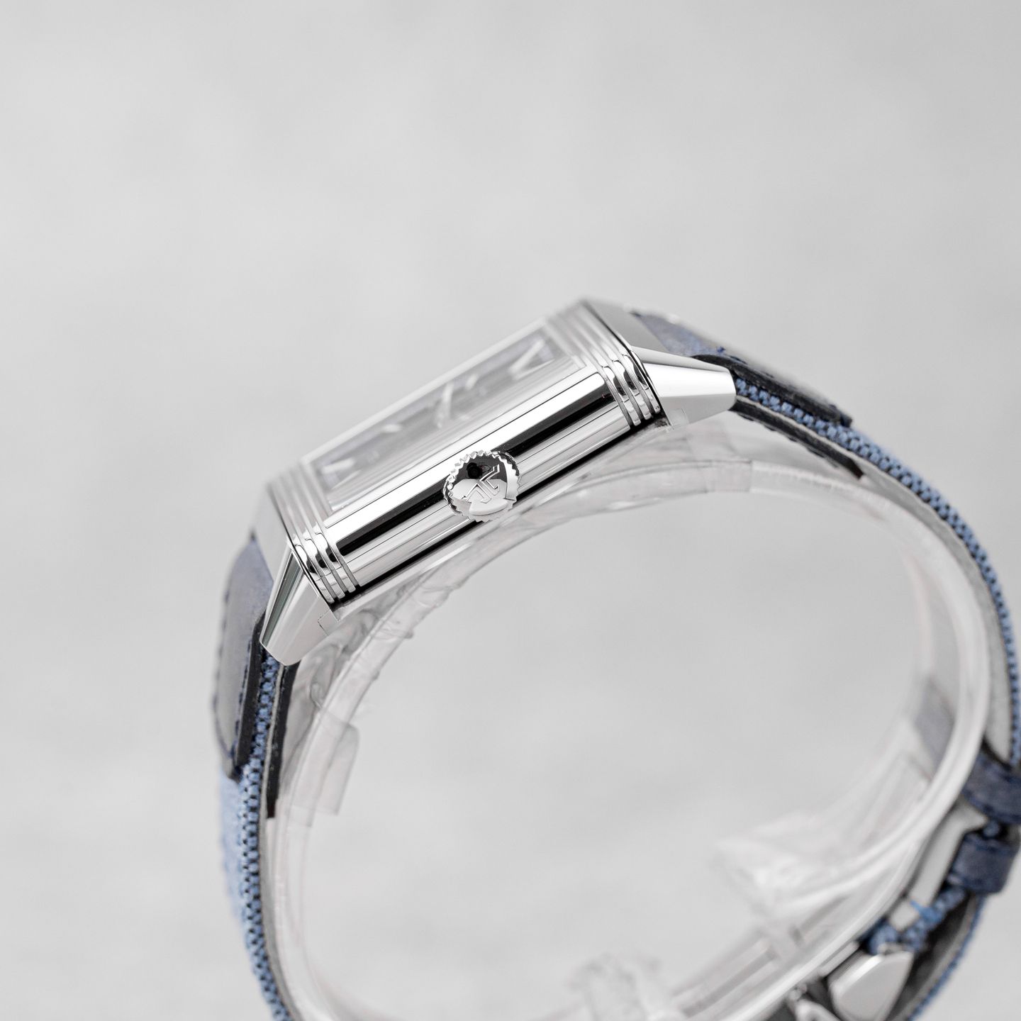 Jaeger-LeCoultre Reverso Classic Small Q3858522 - (7/8)