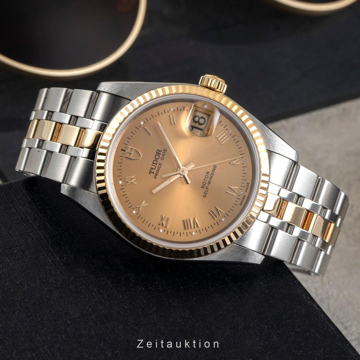 Tudor Prince Date 74033 - (2/8)