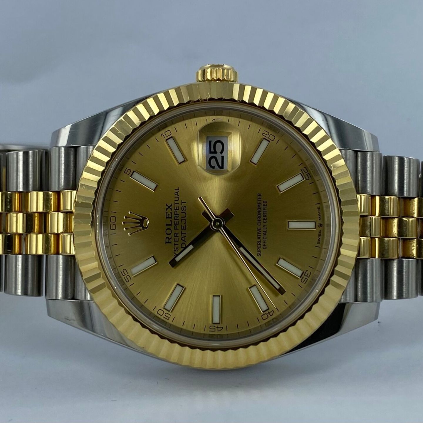 Rolex Datejust 41 126333 (2023) - Champagne dial 41 mm Gold/Steel case (1/7)