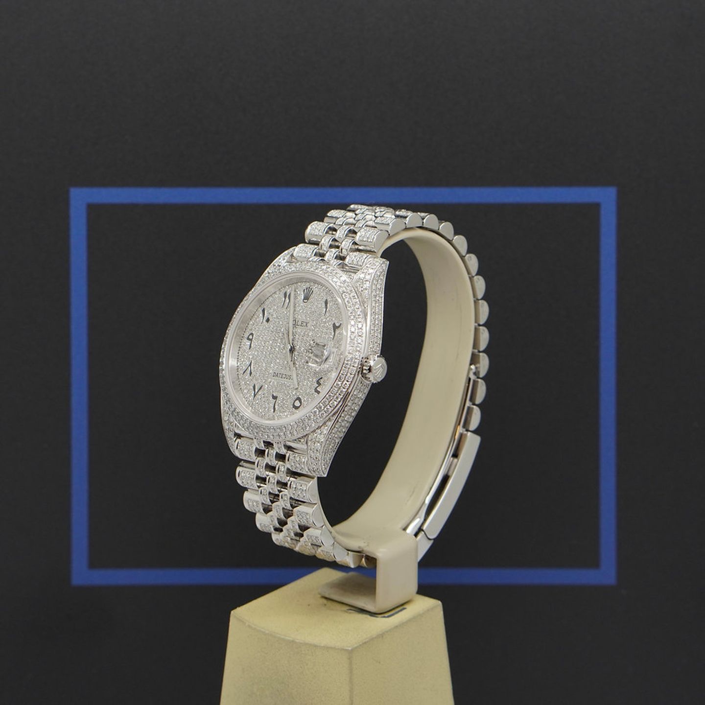 Rolex Datejust 41 126300 (2024) - Zwart wijzerplaat 41mm Staal (2/8)