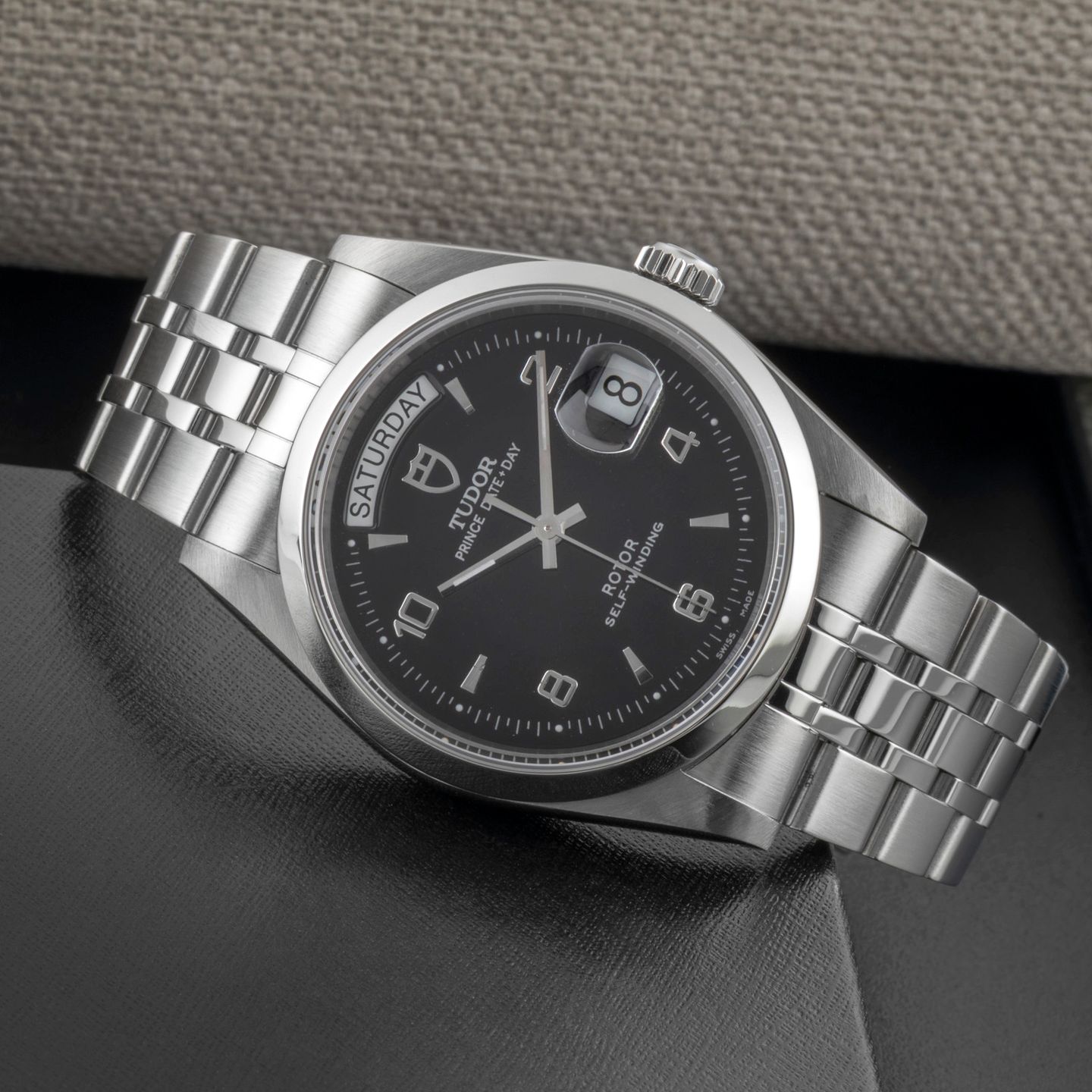 Tudor Prince Date 76200 - (2/8)