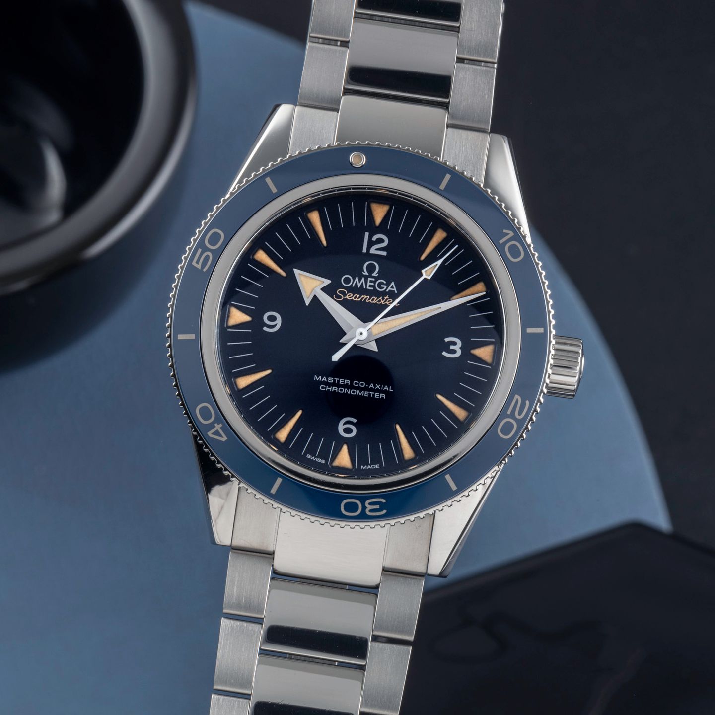 Omega Seamaster 300 233.92.41.21.03.001 - (3/8)