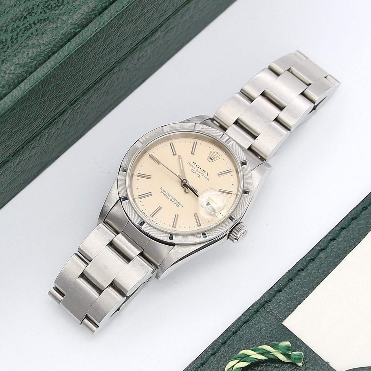 Rolex Oyster Perpetual Date 15210 (Onbekend (willekeurig serienummer)) - Zilver wijzerplaat 34mm Staal (2/7)