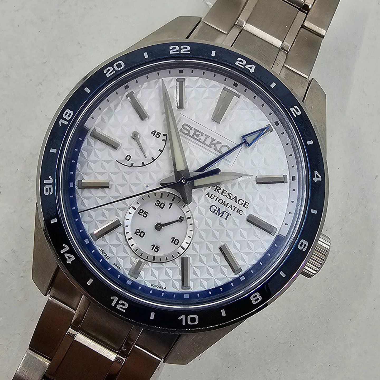 Seiko Presage SPB223J1 (2025) - Silver dial 42 mm Steel case (1/8)