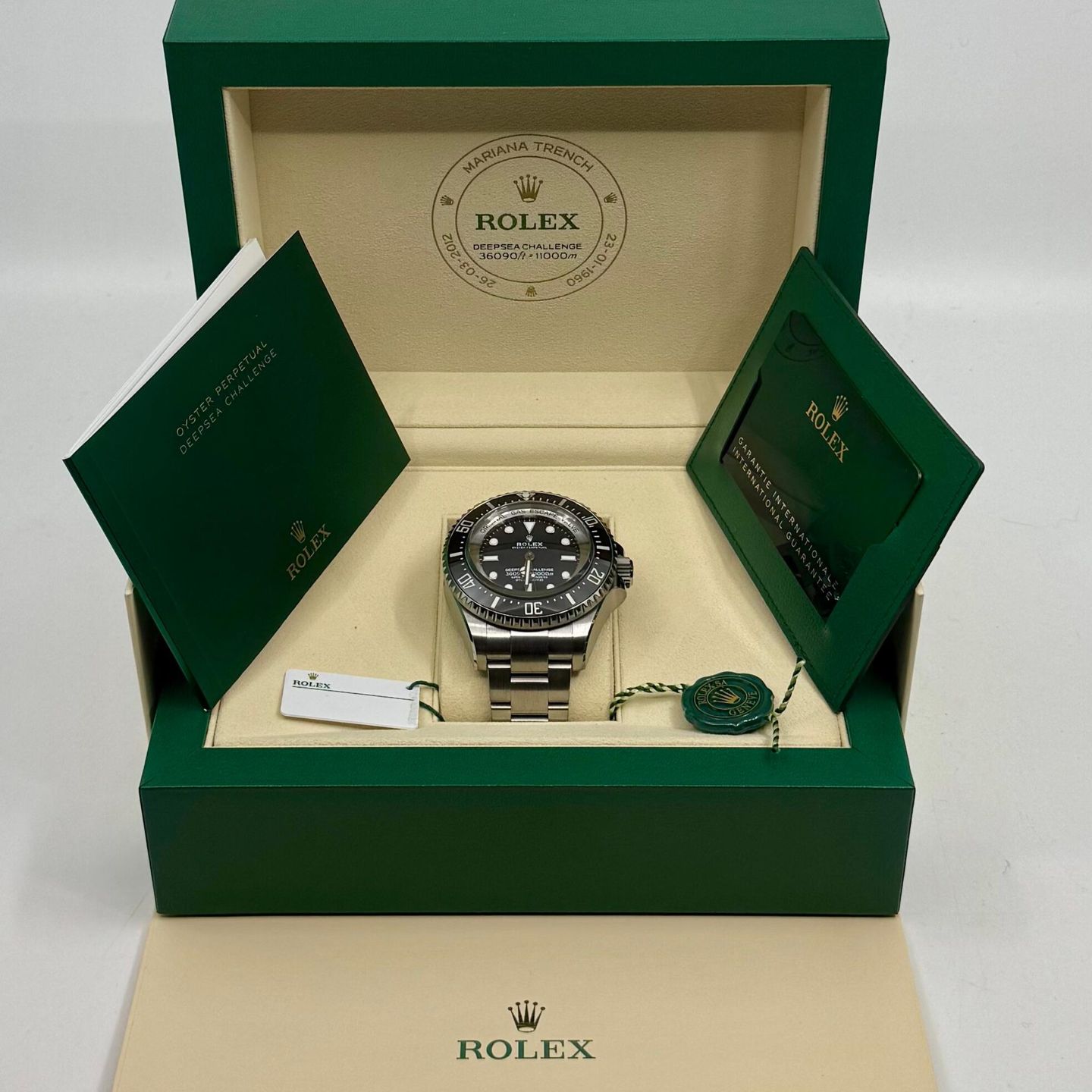 Rolex Sea-Dweller Deepsea 126067 (2025) - Zwart wijzerplaat 50mm Titanium (3/8)