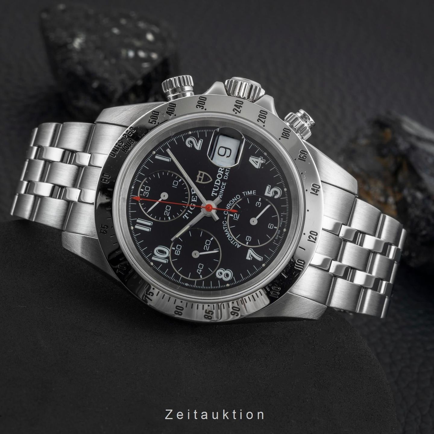 Tudor Prince Date 79280 - (2/8)