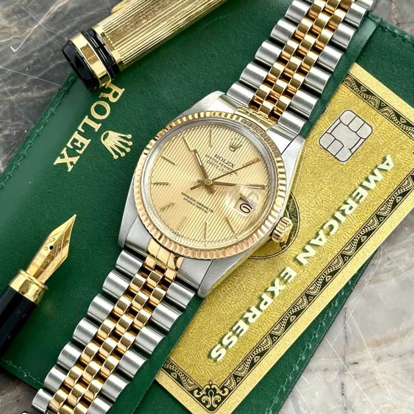 Rolex Datejust 36 16013 (1982) - Goud wijzerplaat 36mm Goud/Staal (3/8)