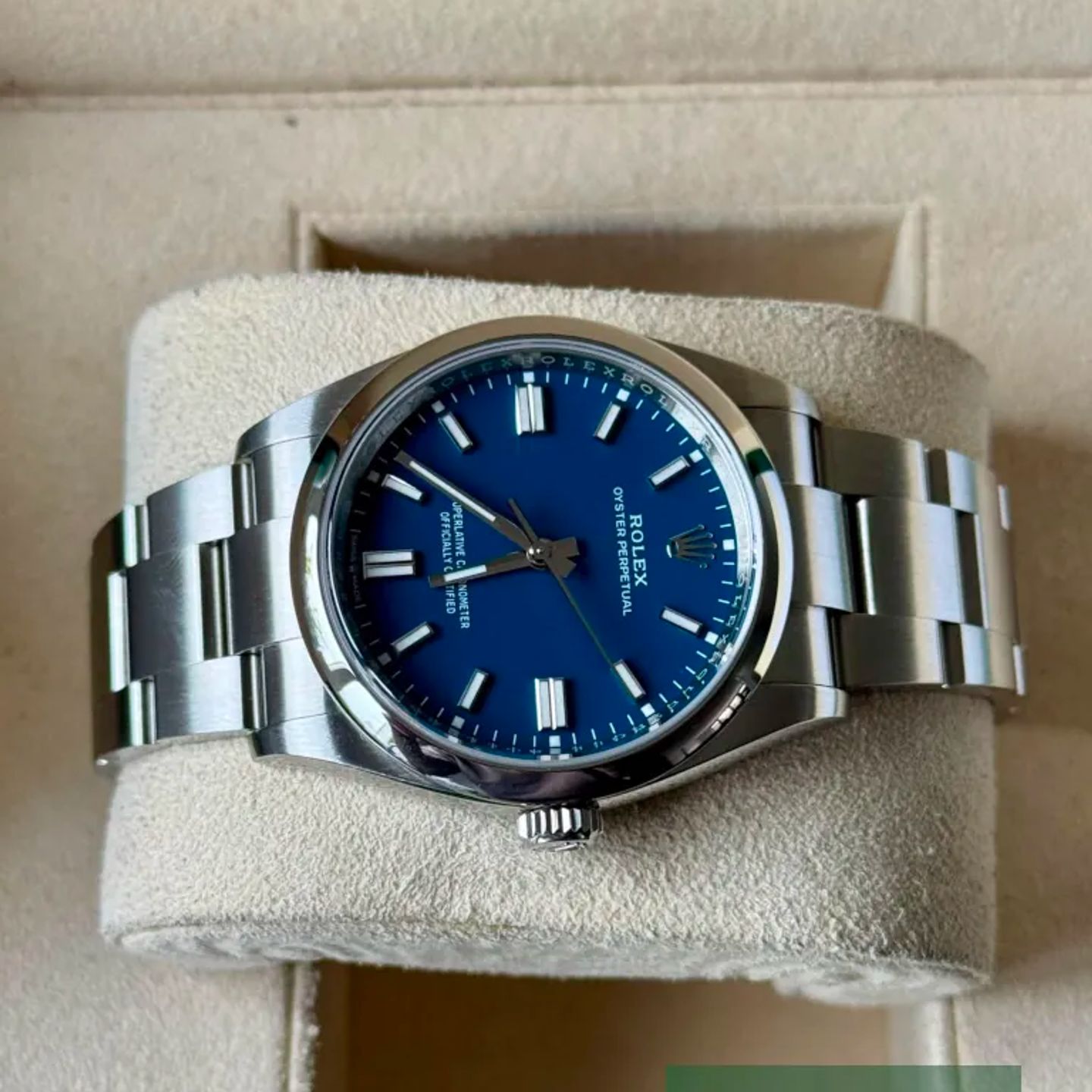 Rolex Oyster Perpetual 36 126000 (2025) - 36mm Staal (4/7)