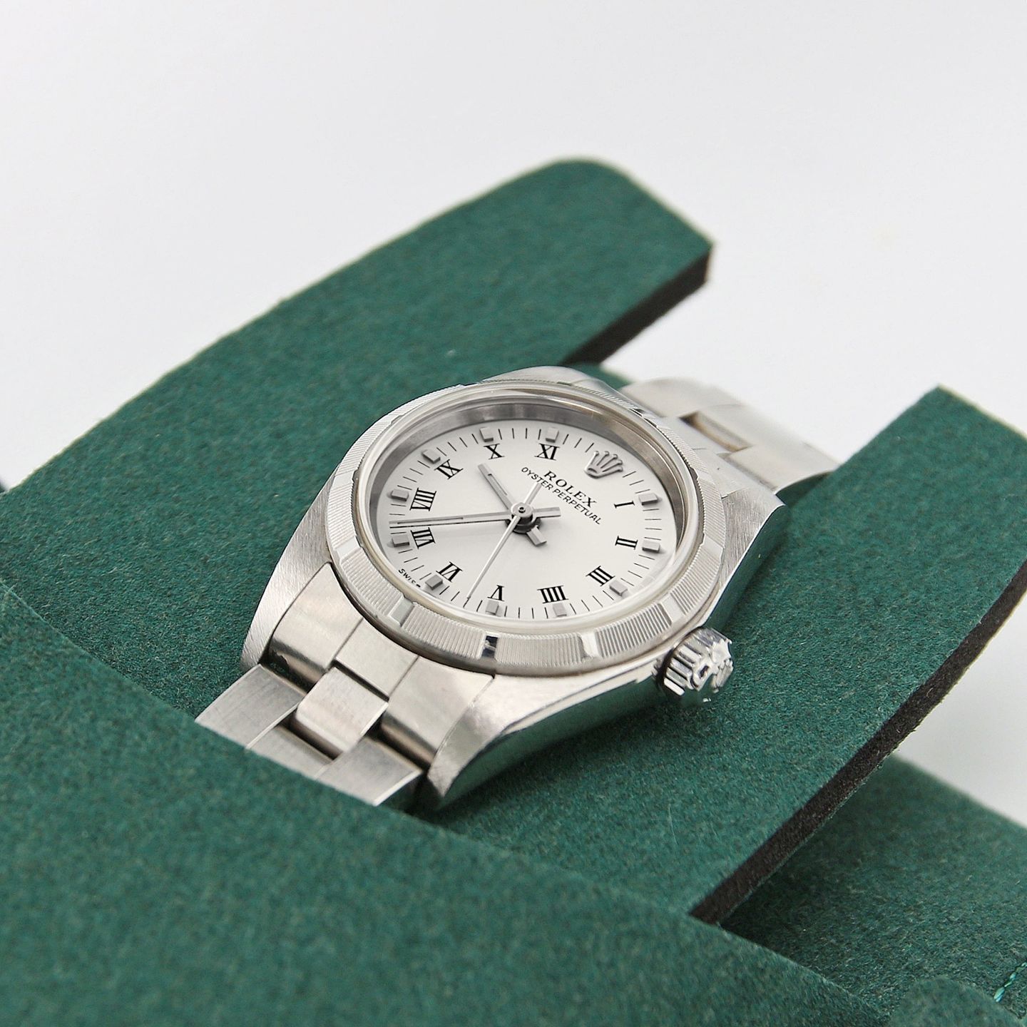 Rolex Oyster Perpetual 76030 - (1/6)