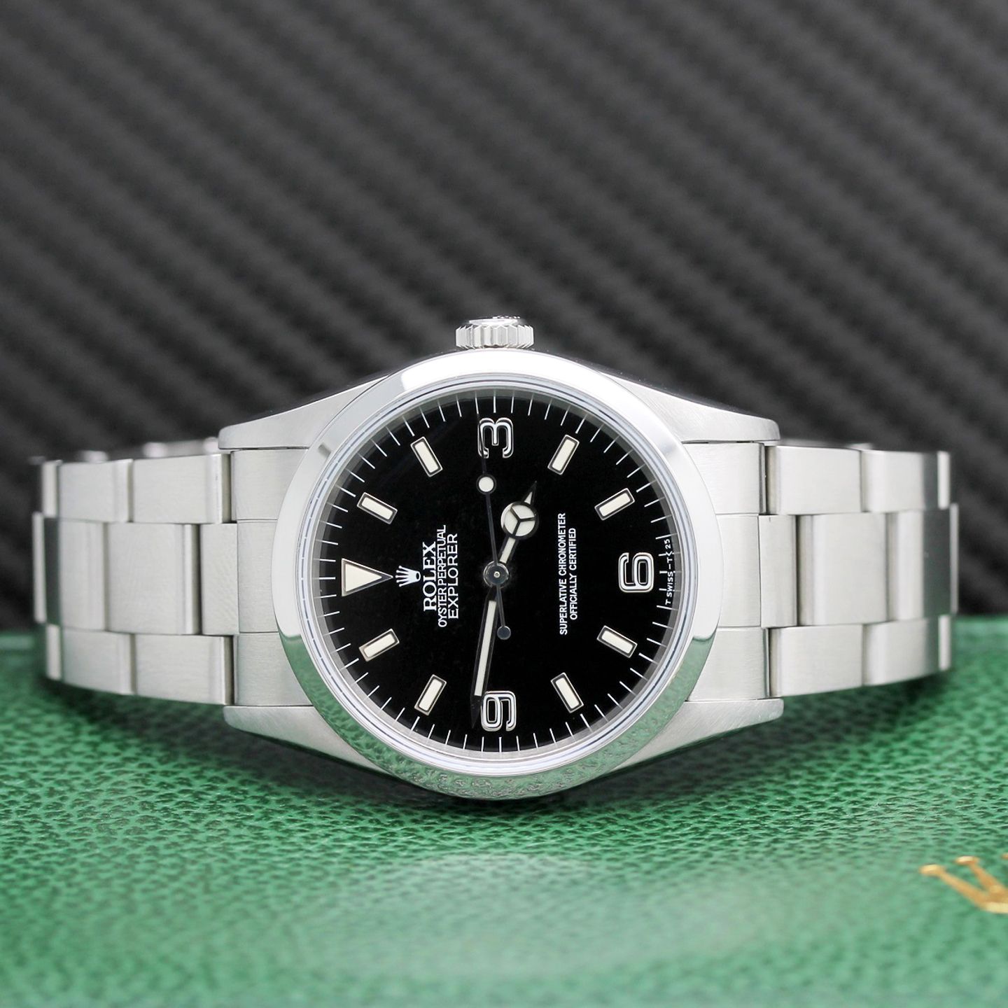 Rolex Explorer 14270 - (4/8)