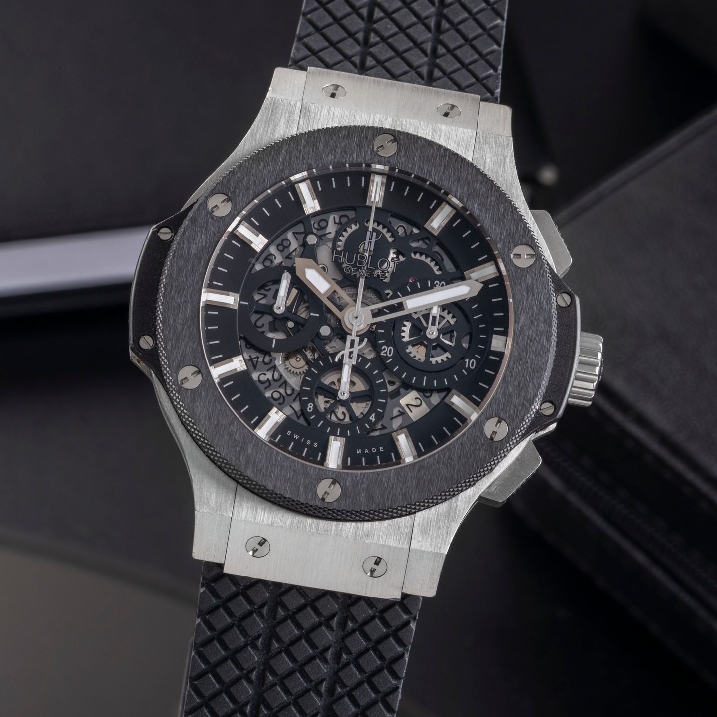 Hublot Big Bang Aero Bang 311.SM.1170.GR (Unknown (random serial)) - Black dial 45 mm Steel case (3/8)