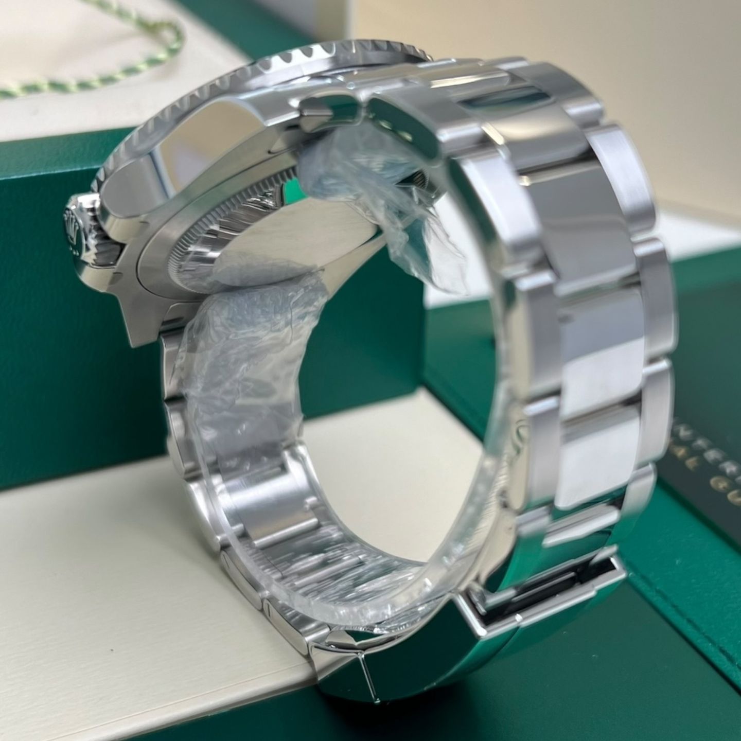 Rolex GMT-Master II 126710BLRO (2025) - Black dial 40 mm Steel case (14/16)