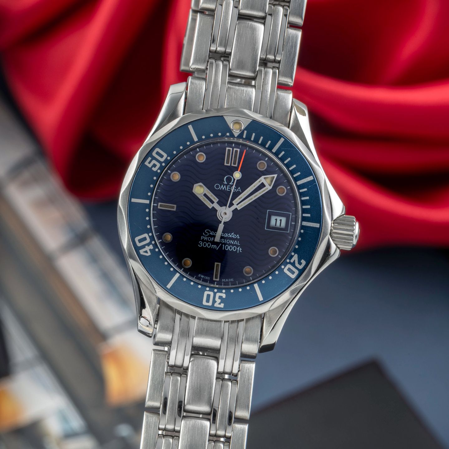 Omega Seamaster Diver 300 M 2583.80.00 (1995) - Blauw wijzerplaat 28mm Staal (3/8)