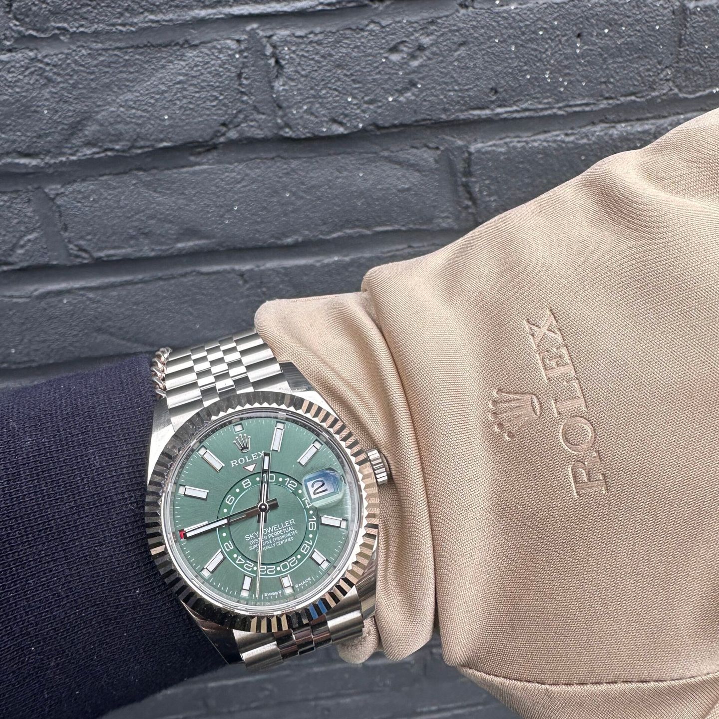 Rolex Sky-Dweller 336934 - (3/4)