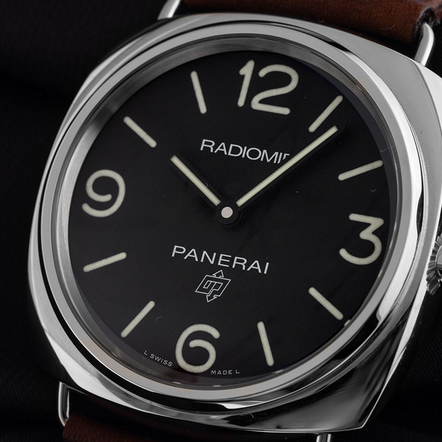 Panerai Radiomir PAM00753 (2018) - Black dial 45 mm Steel case (3/8)