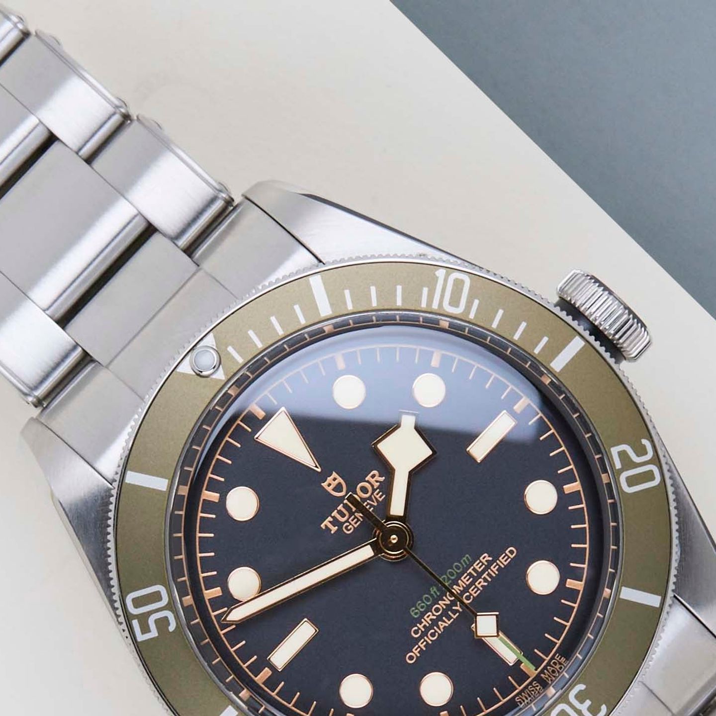 Tudor Black Bay 79230G (2022) - Black dial 41 mm Steel case (3/8)
