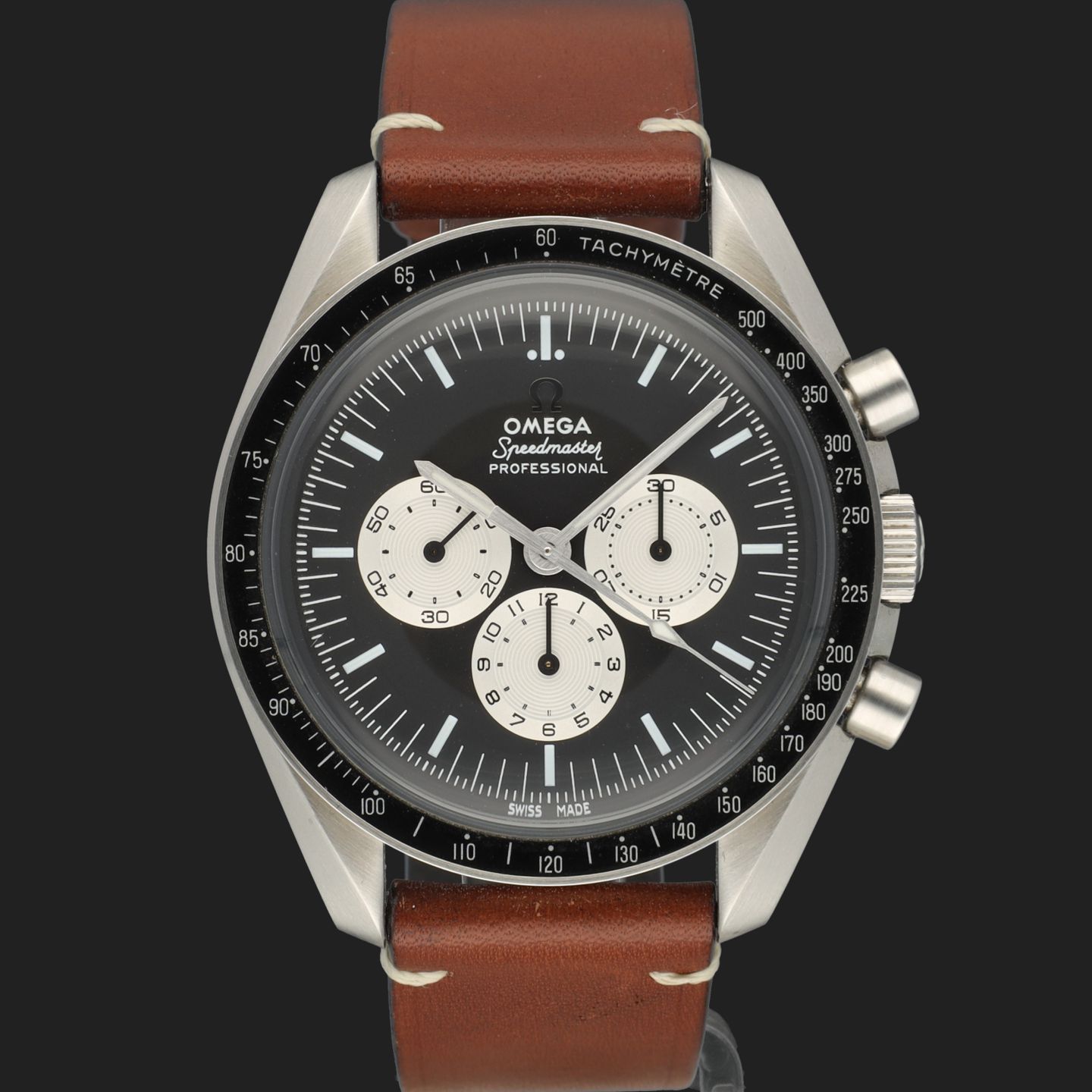 Omega Speedmaster Professional Moonwatch 311.32.42.30.01.001 (2017) - Black dial 42 mm Steel case (3/8)