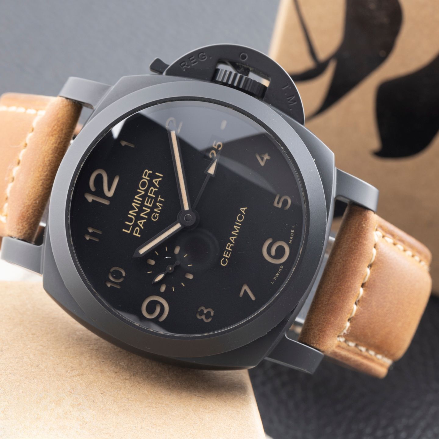 Panerai Luminor 1950 3 Days GMT Automatic PAM00441 - (2/8)
