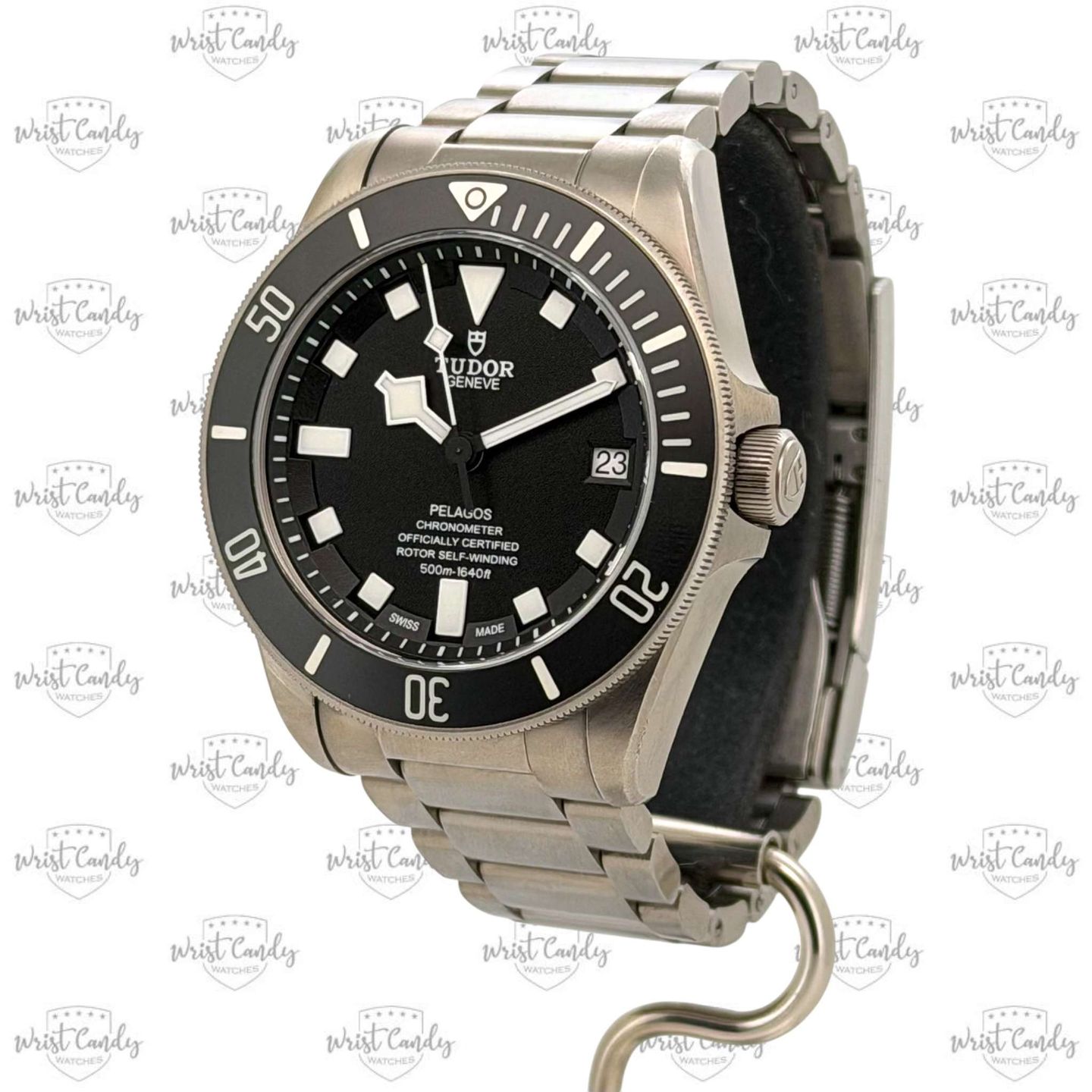 Tudor Pelagos 25600TN (2016) - Black dial 42 mm Titanium case (2/8)