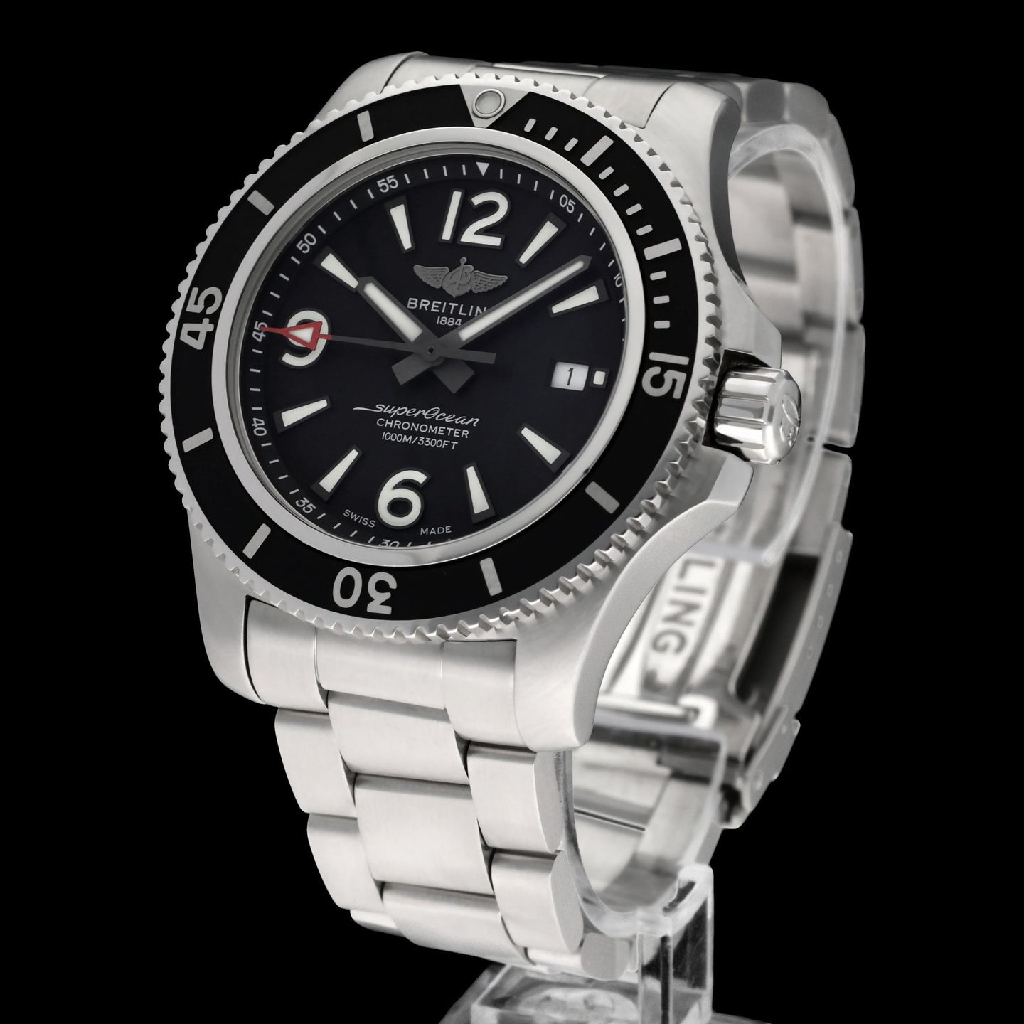 Breitling Superocean 44 A17367 (2019) - Blue dial 44 mm Steel case (2/8)