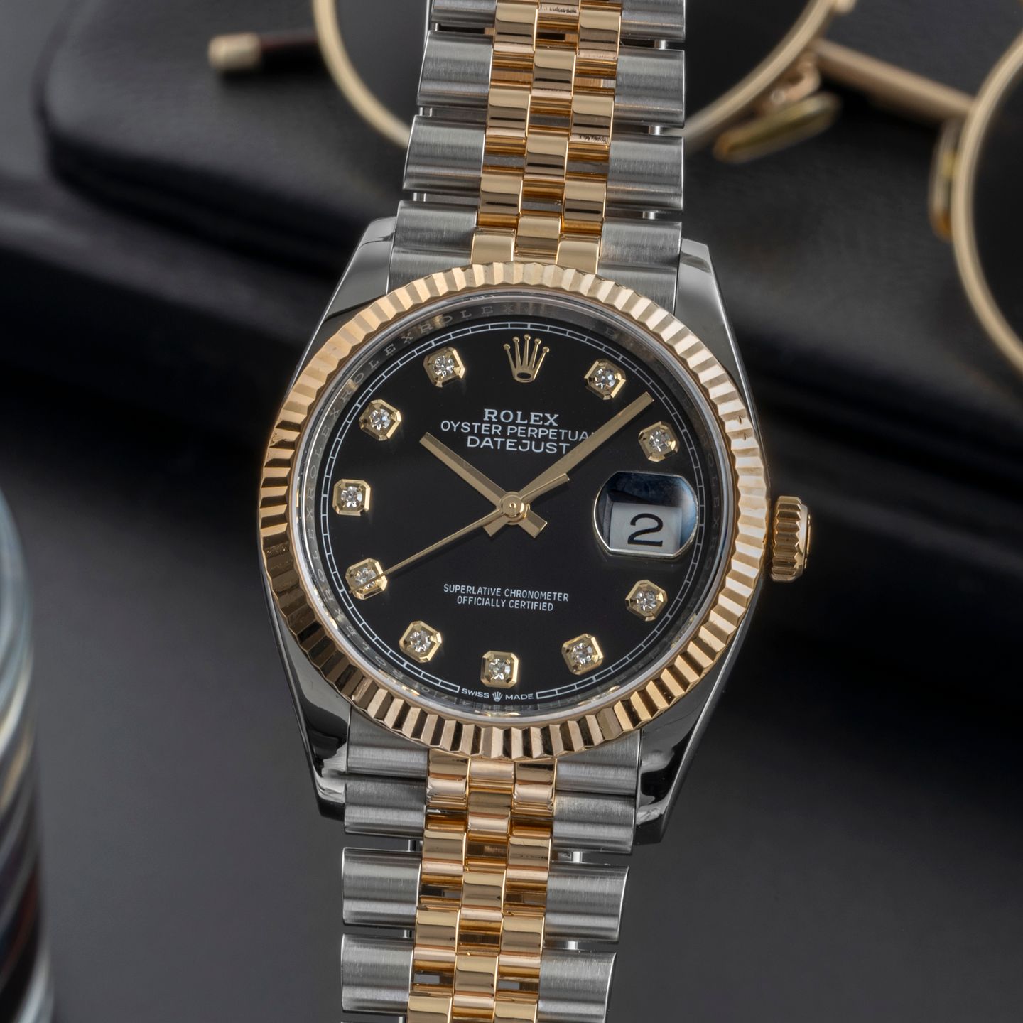 Rolex Datejust 36 126233 (Onbekend (willekeurig serienummer)) - Zwart wijzerplaat 36mm Goud/Staal (3/8)