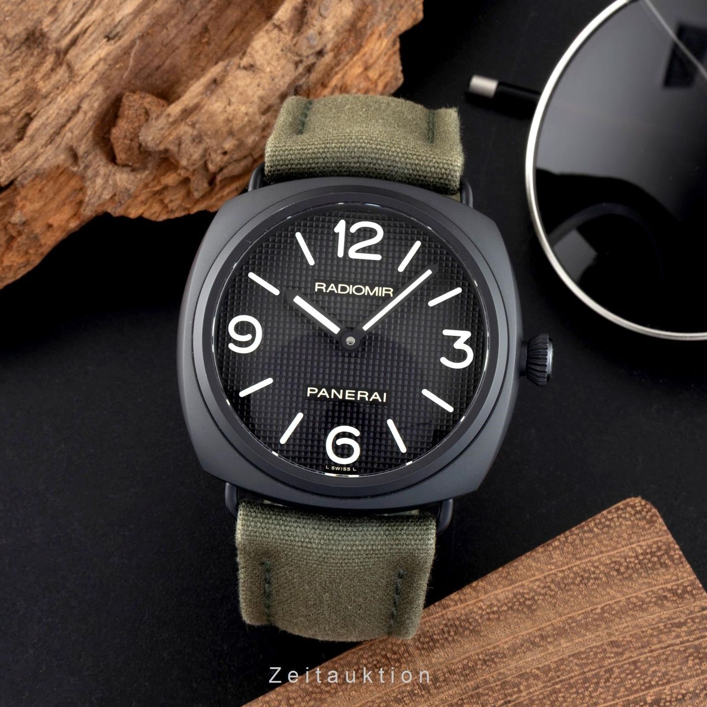 Panerai Radiomir PAM00643 (Onbekend (willekeurig serienummer)) - Zwart wijzerplaat 45mm Staal (3/8)