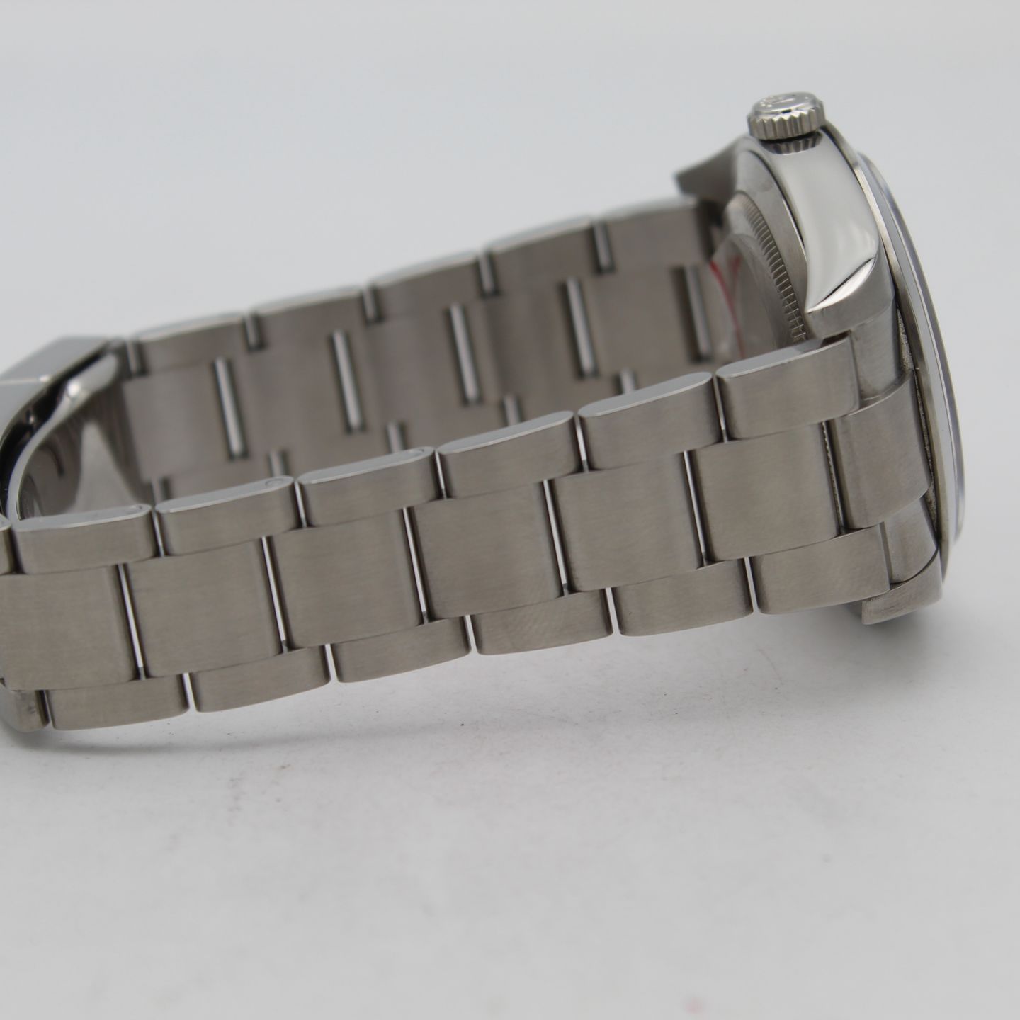 Rolex Explorer 214270 - (6/8)