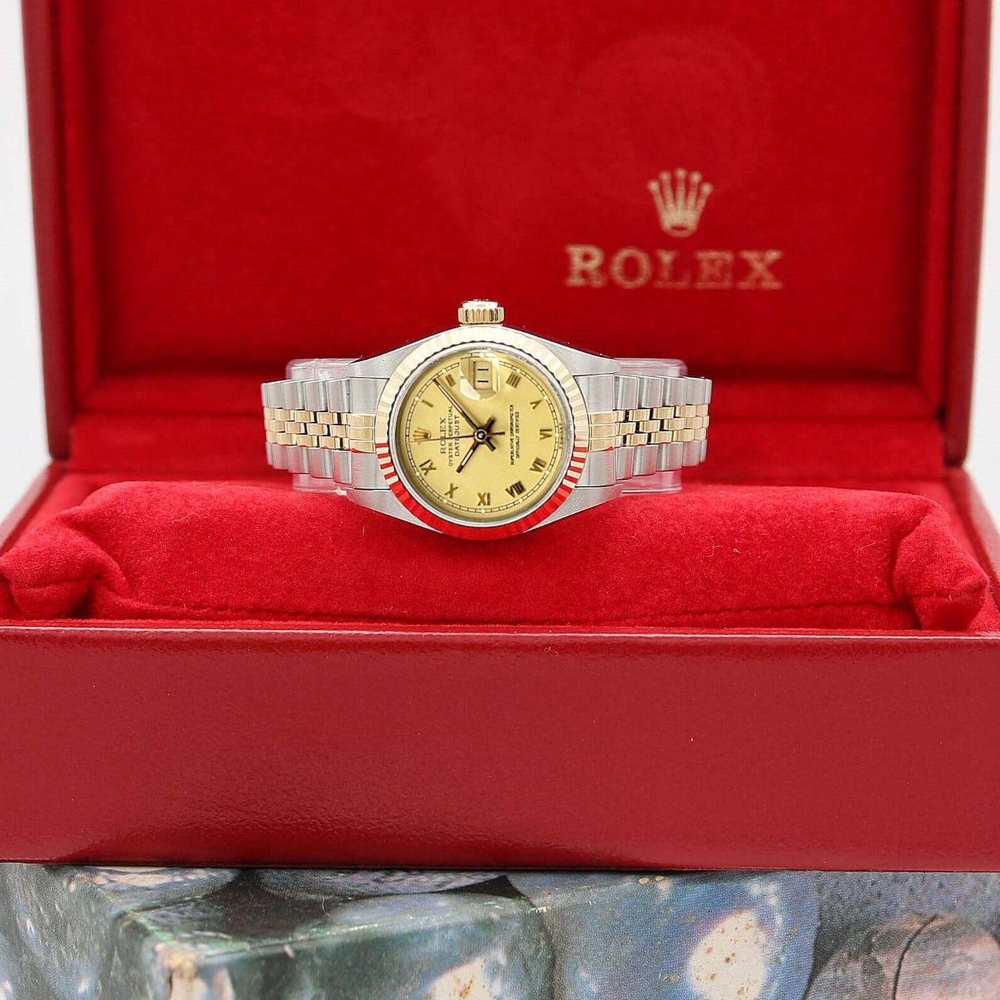 Rolex Lady-Datejust 69173 (Onbekend (willekeurig serienummer)) - Champagne wijzerplaat 26mm Goud/Staal (2/7)