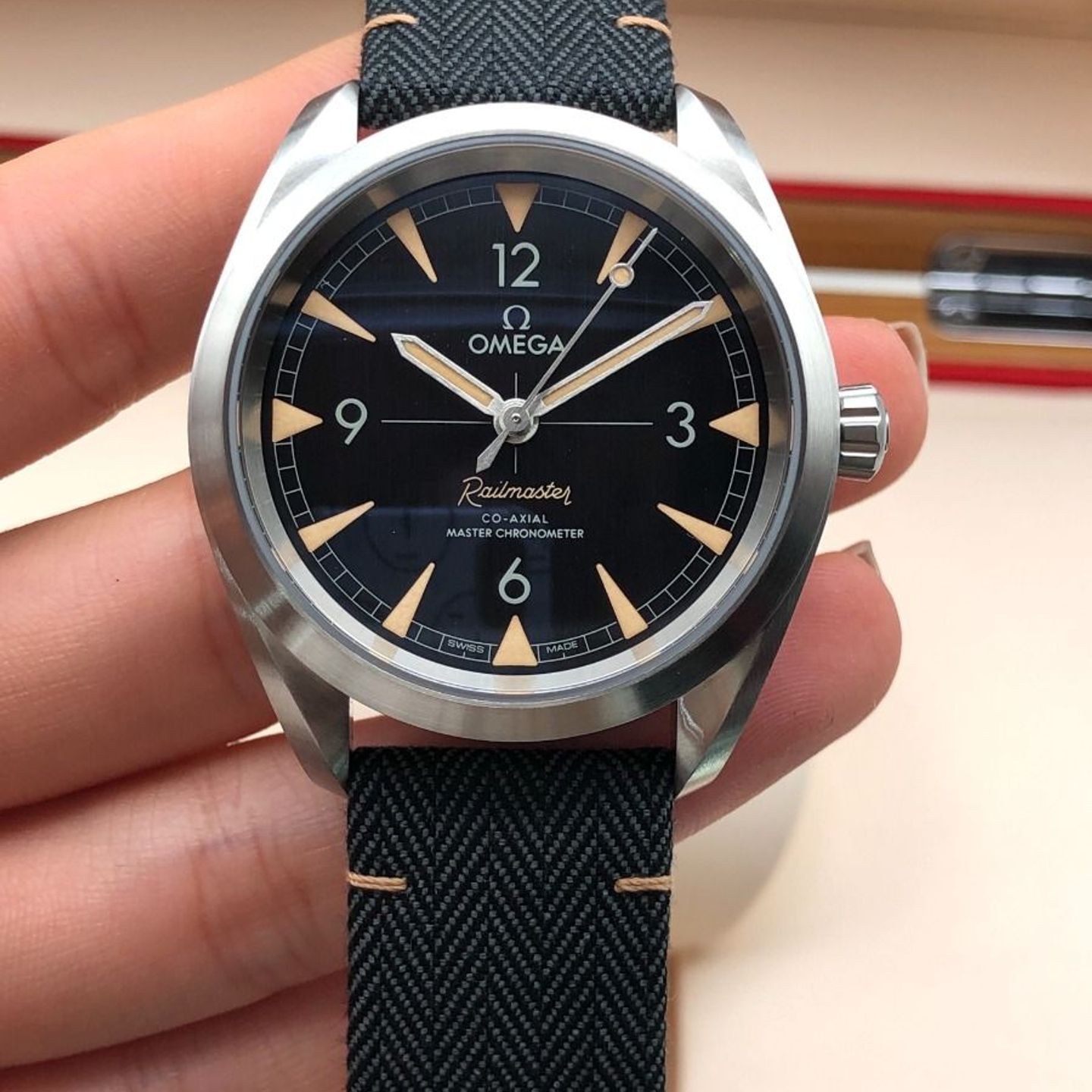 Omega Seamaster Railmaster 220.12.40.20.01.001 - (8/8)