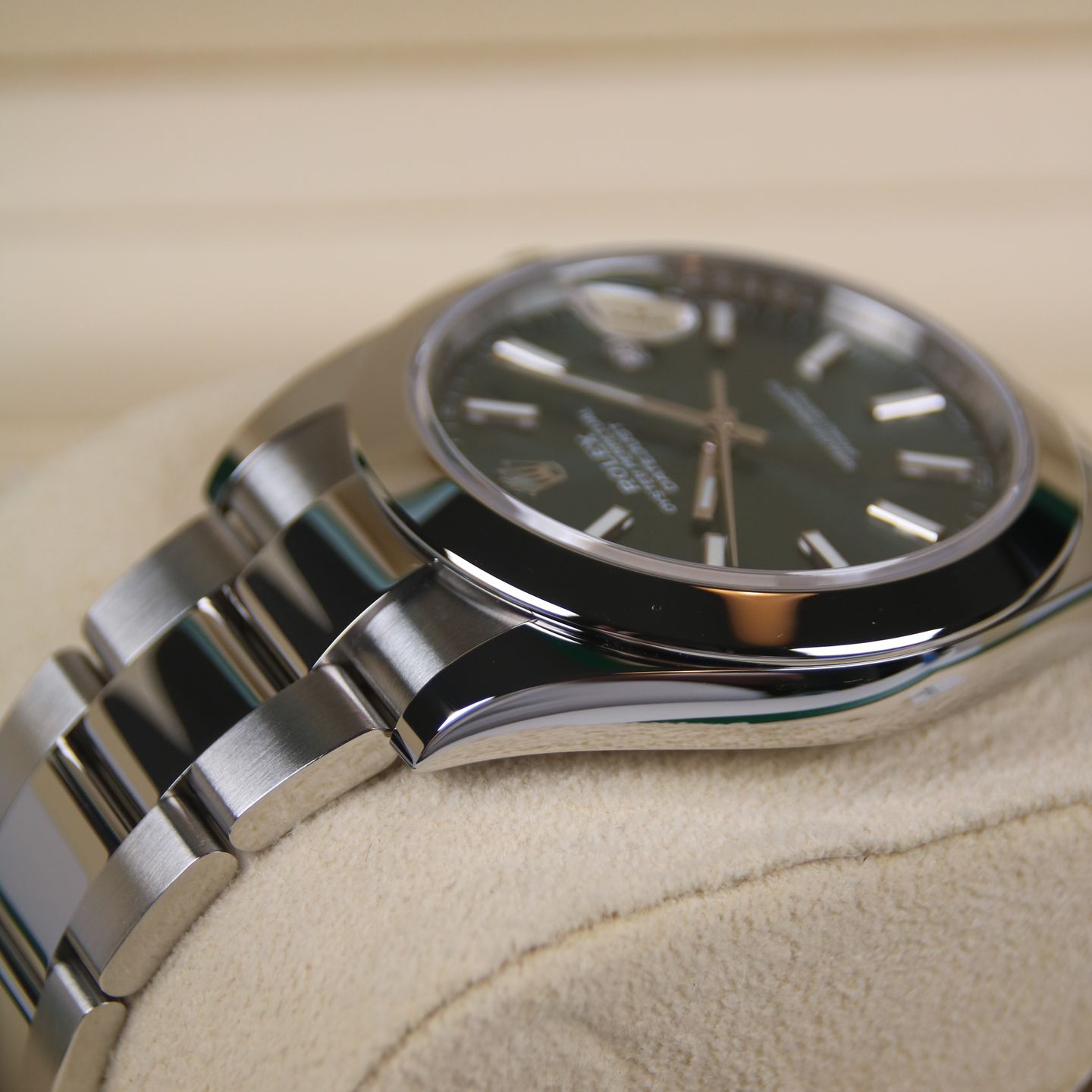 Rolex Datejust 41 126300 (2024) - Groen wijzerplaat 41mm Staal (2/7)