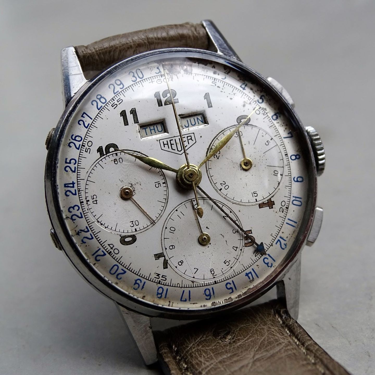 Heuer Vintage 2543 (1942) - Zilver wijzerplaat 35mm Staal (3/8)