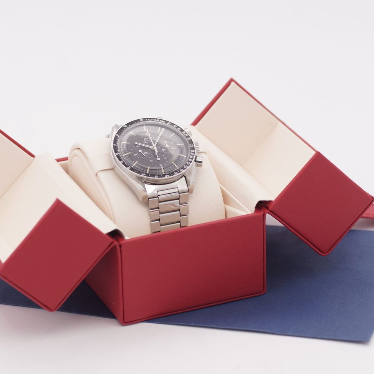 Omega Speedmaster Professional Moonwatch 145.022 (1969) - Black dial 42 mm Steel case (2/8)