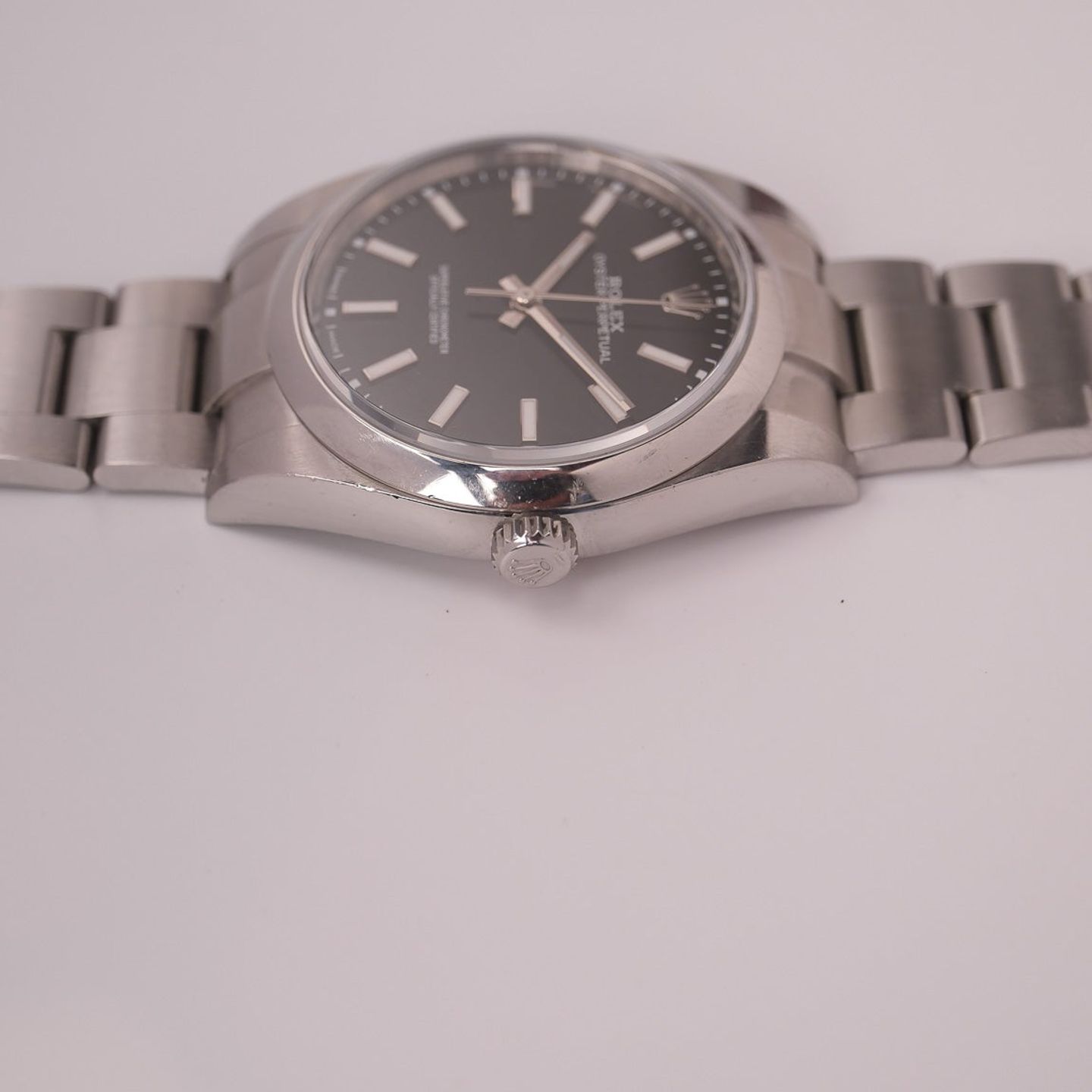 Rolex Oyster Perpetual 39 114300 (2018) - Black dial 39 mm Steel case (6/6)