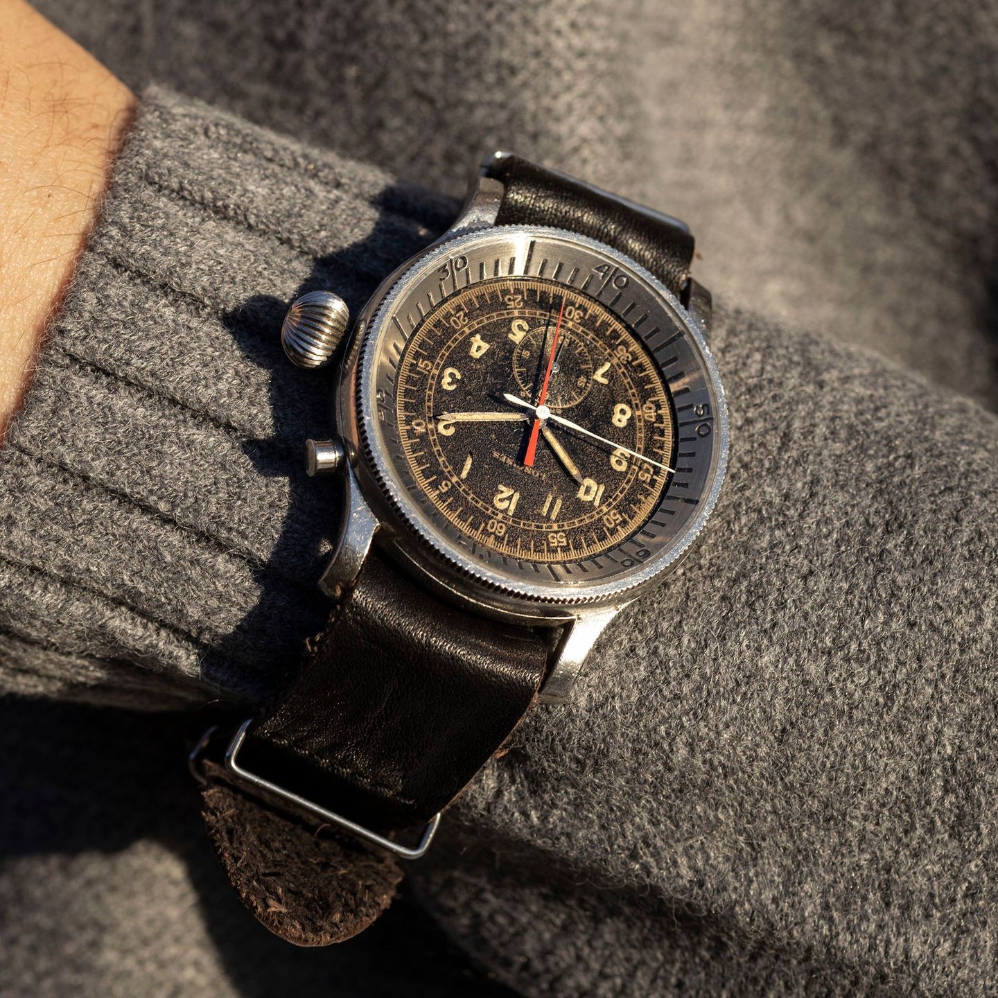 Longines Vintage 5824 (1950) - Black dial 48 mm Steel case (2/8)