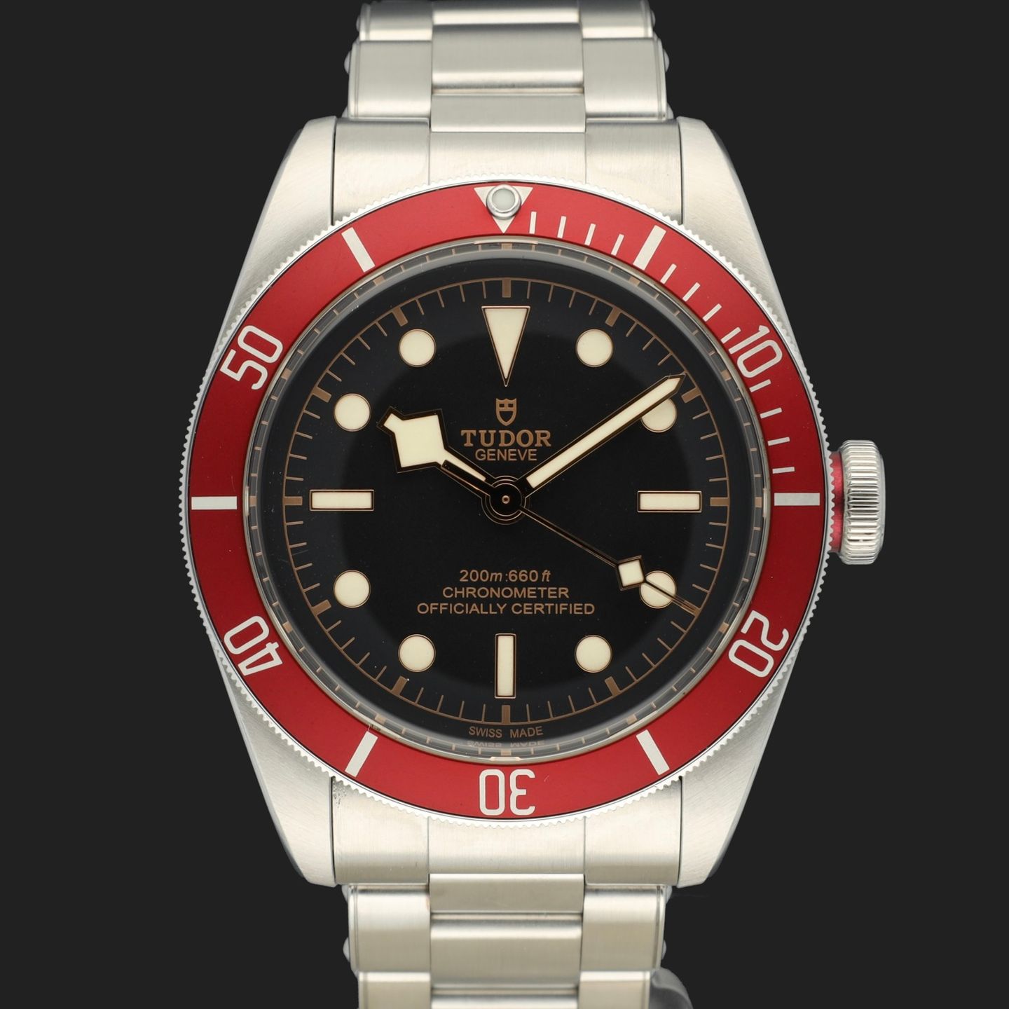 Tudor Black Bay 79230R (2021) - Black dial 41 mm Steel case (2/8)