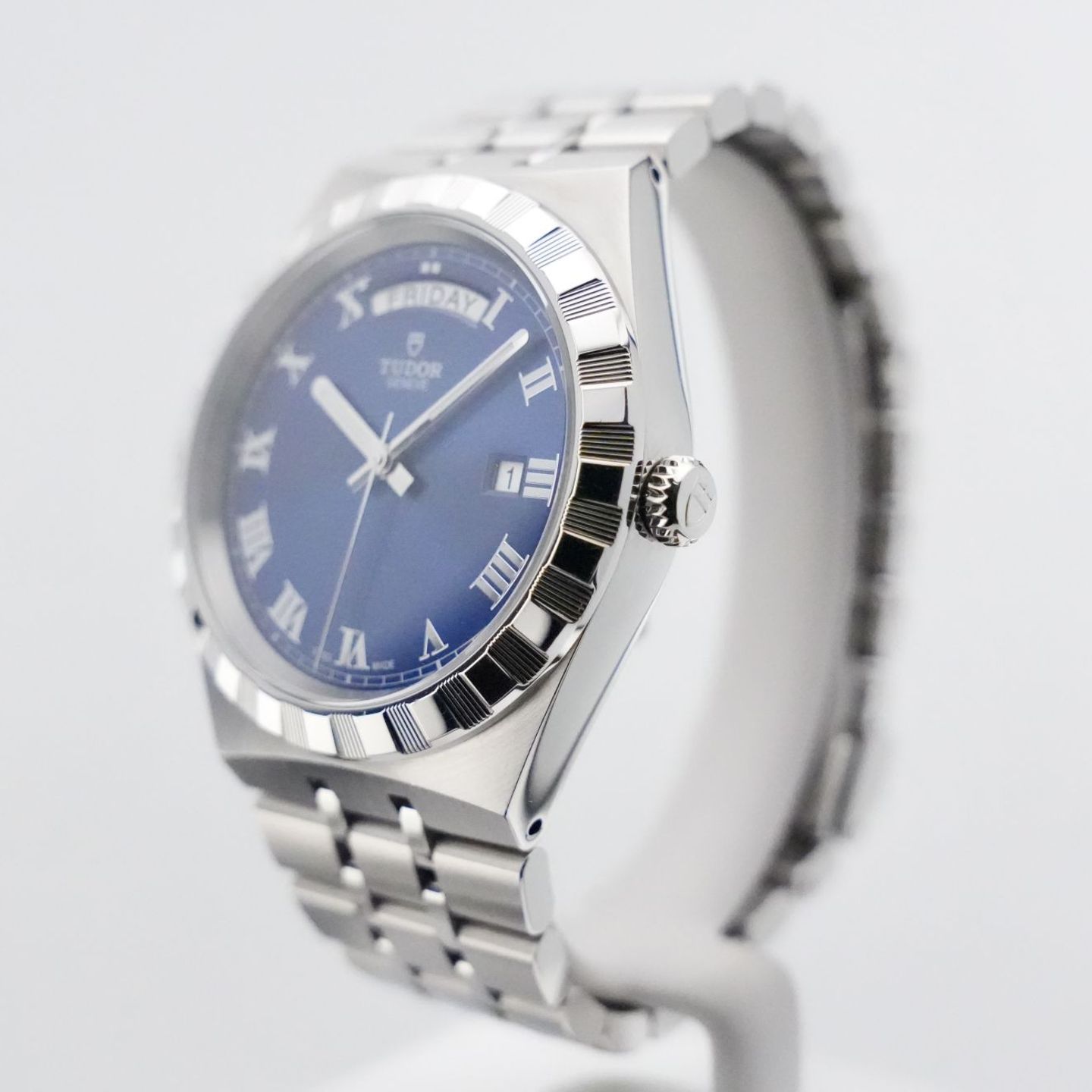 Tudor Royal 28600 - (2/8)