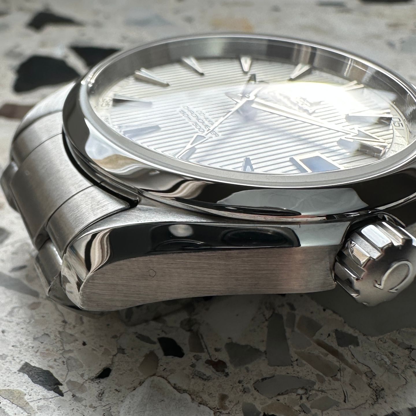 Omega Seamaster Aqua Terra 231.10.39.21.02.001 (2019) - Silver dial 39 mm Steel case (7/8)