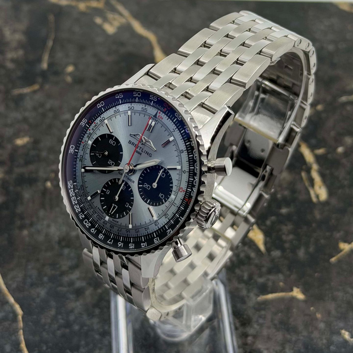 Breitling Navitimer 1 B01 Chronograph AB0139241C2A1 - (4/8)