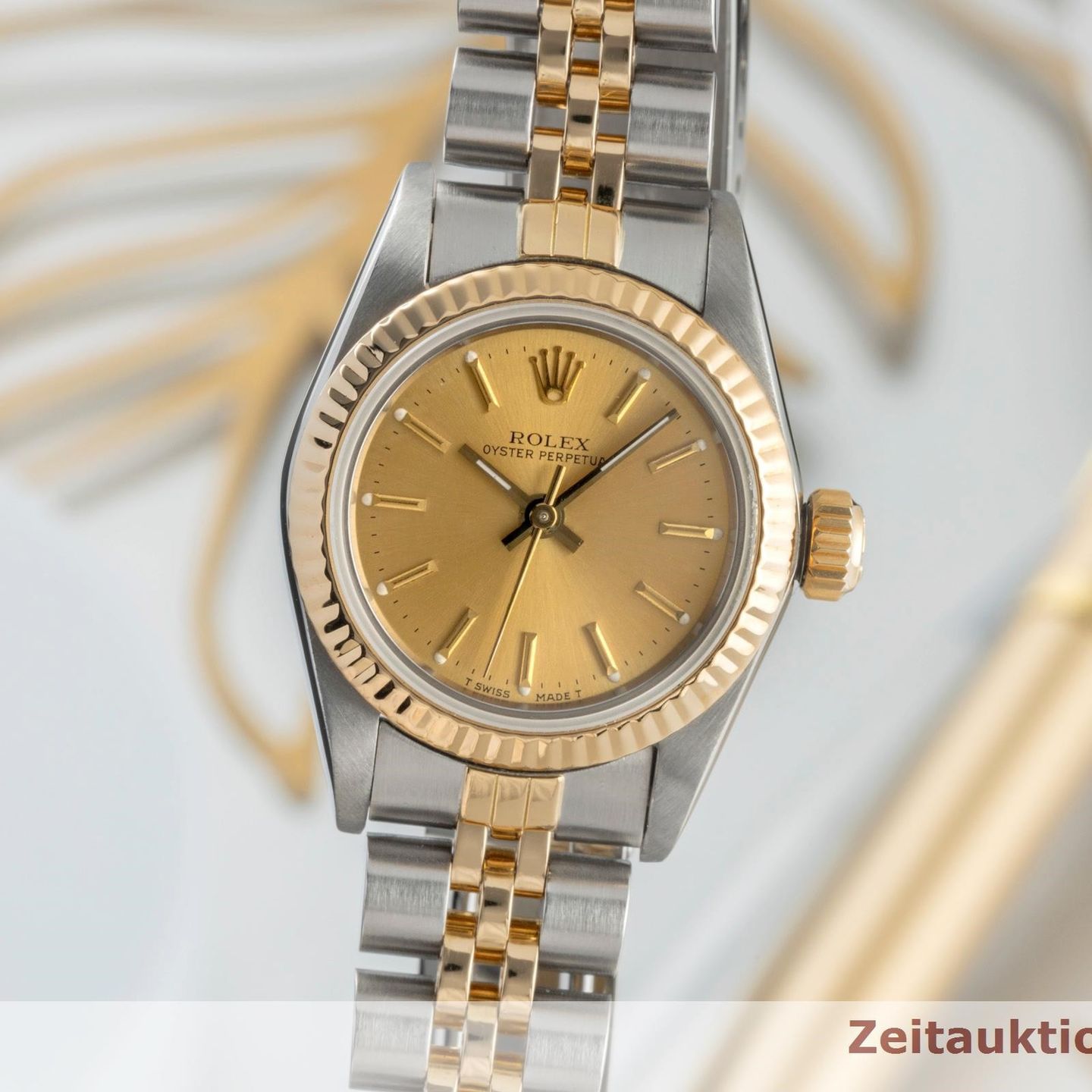 Rolex Oyster Perpetual 67193 - (3/8)