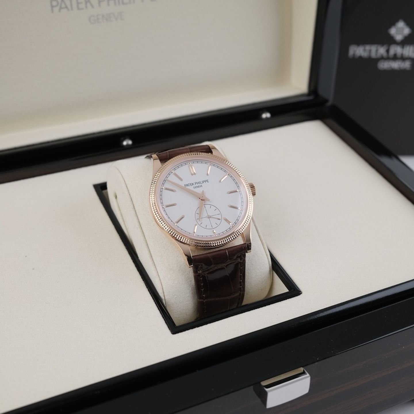 Patek Philippe Calatrava 6119R-001 - (4/8)