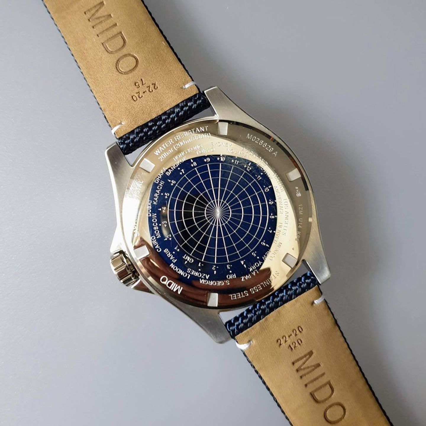 Mido Multifort M026.629.17.051.00 (2025) - Blue dial 44 mm Steel case (8/8)