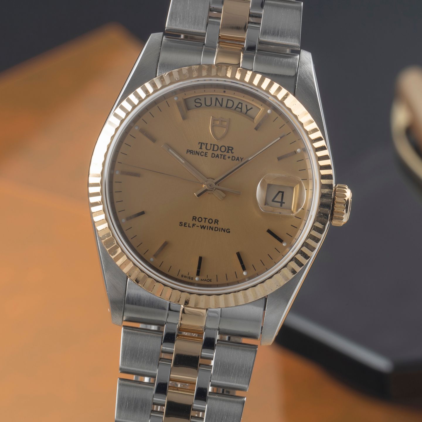 Tudor Prince Date 76213 (Unknown (random serial)) - Champagne dial 36 mm Gold/Steel case (3/8)