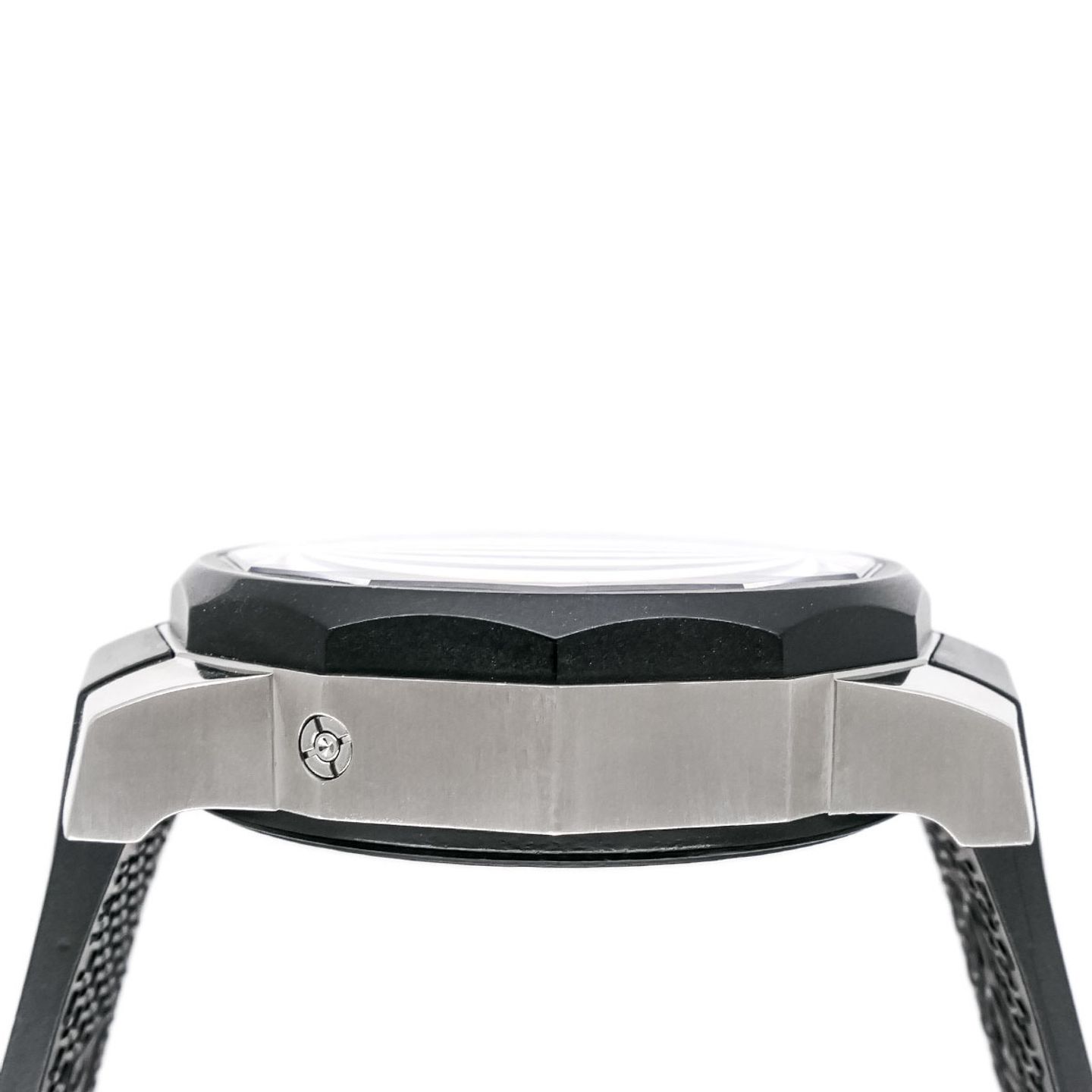 Corum Admiral's Cup Challenger 753.935.06/0371 AN52 (2009) - Black dial 49 mm Titanium case (3/6)