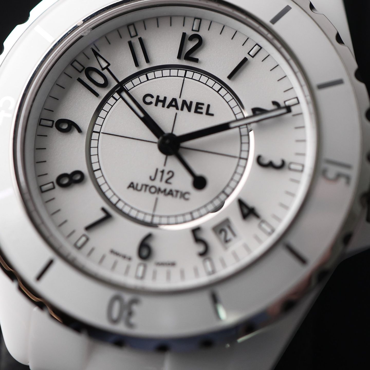 Chanel J12 H0970 (2003) - White dial 38 mm Ceramic case (5/6)