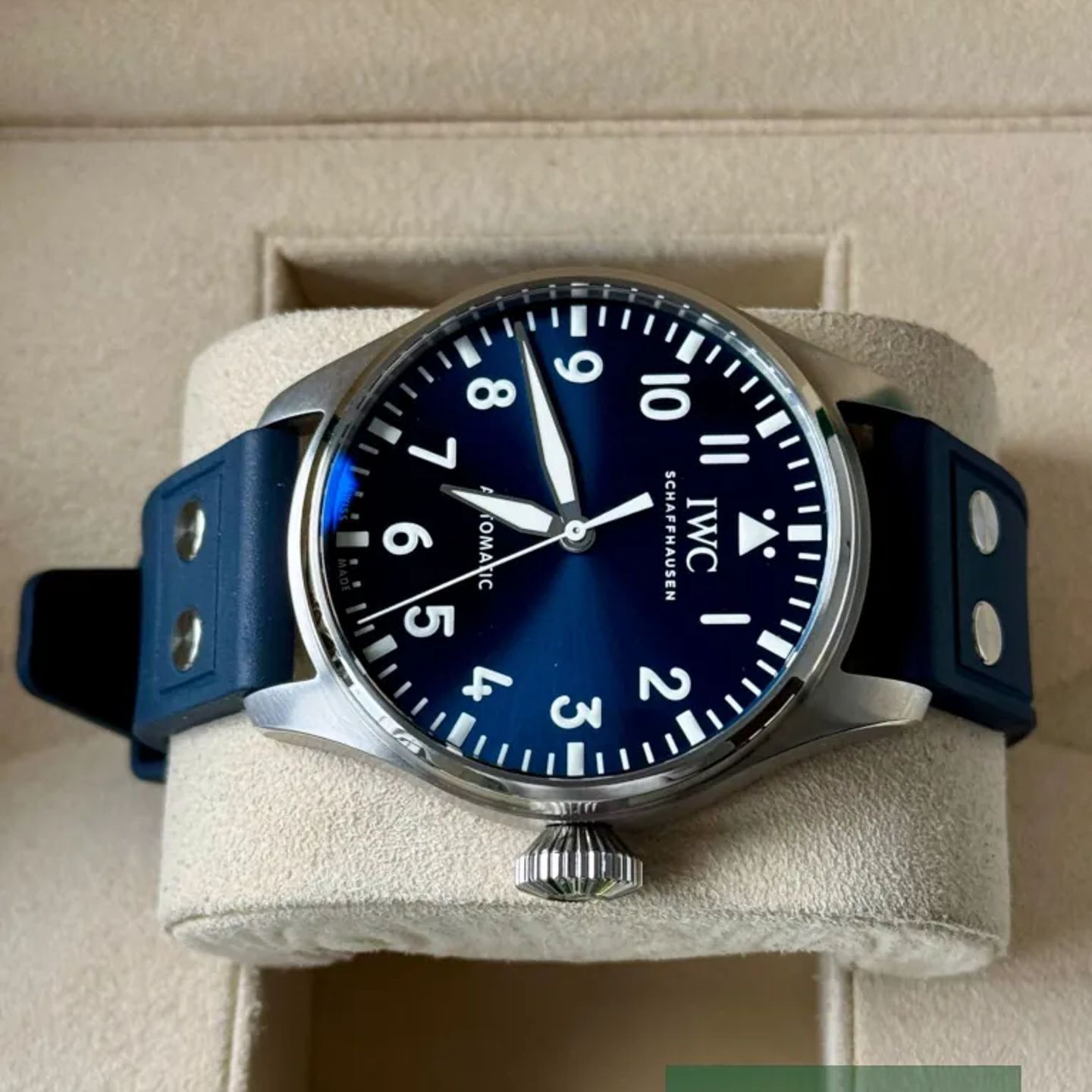 IWC Big Pilot IW329303 (2021) - Blue dial 43 mm Steel case (4/7)