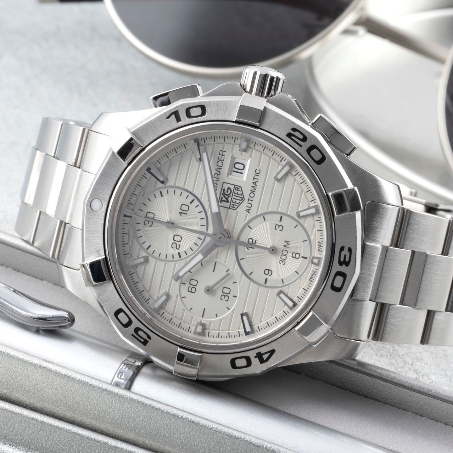 TAG Heuer Aquaracer 300M CAP2111.BA0833 - (2/8)