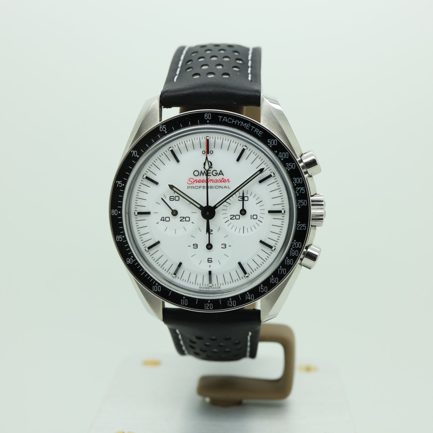 Omega Speedmaster Professional Moonwatch 310.32.42.50.04.002 (2025) - White dial 42 mm Steel case (5/8)