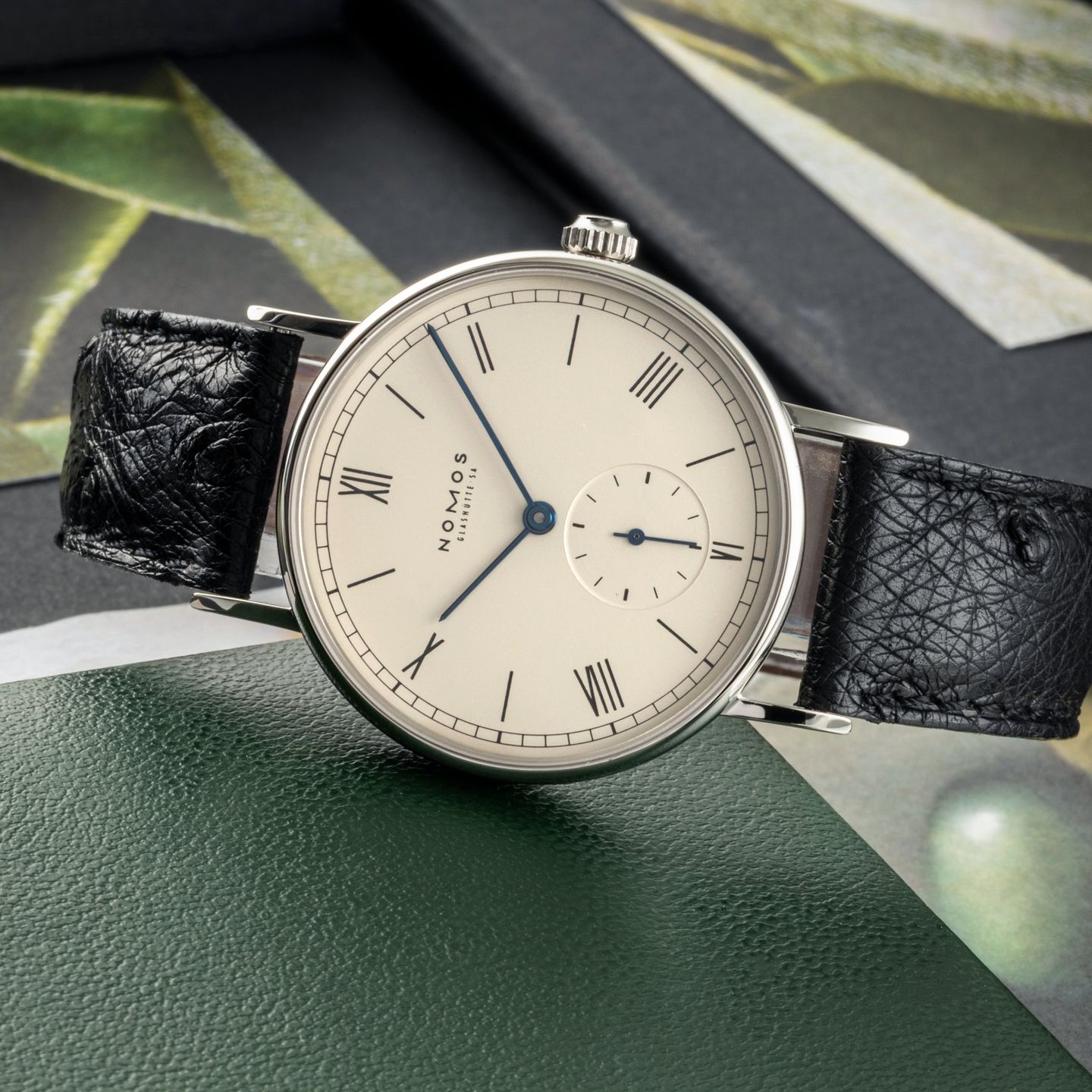 NOMOS Ludwig 205 - (2/8)