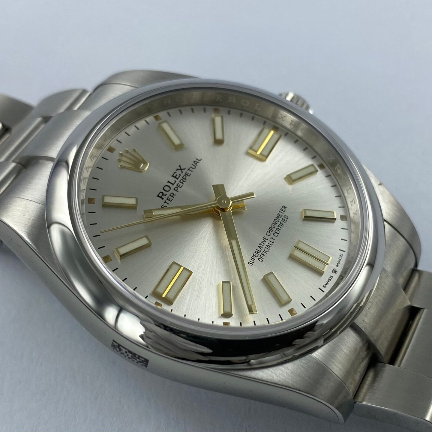 Rolex Oyster Perpetual 41 124300 (2024) - Zilver wijzerplaat 41mm Staal (3/6)